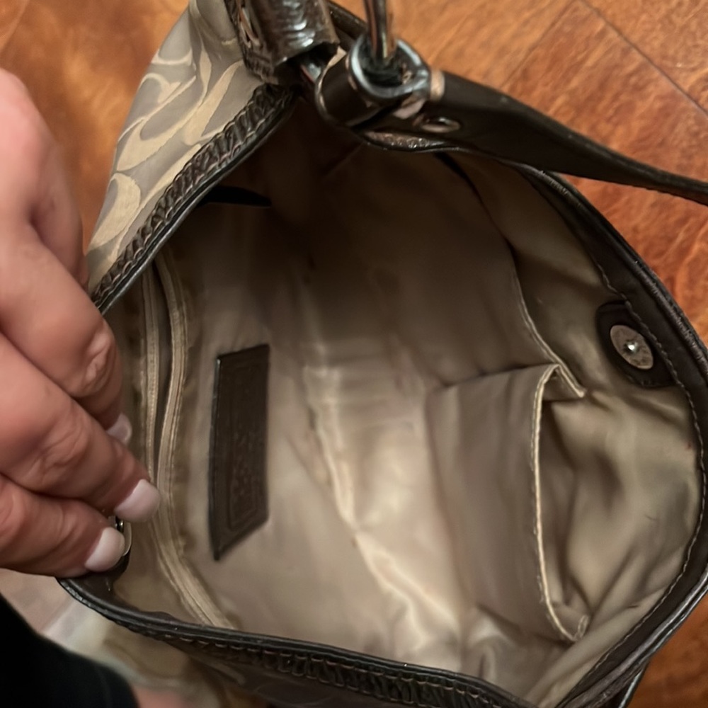 Coach Bag - Picture 4 of 5
